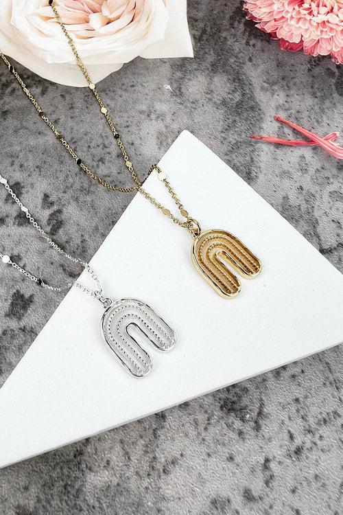 ARCH SHAPED METAL NECKLACE
