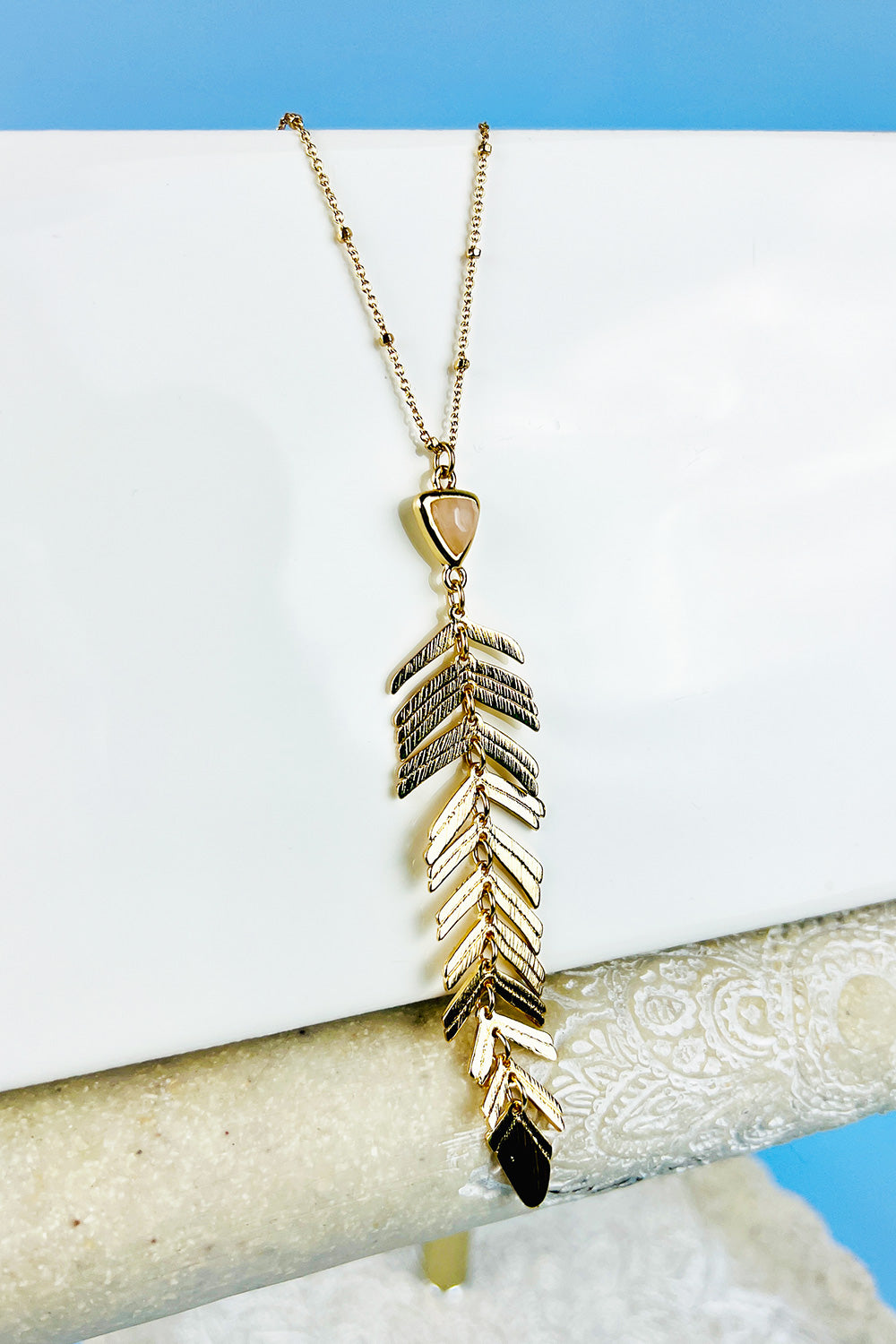 GOLD FEATHER SHAPED TRIANGLE STONE LONG NECKLACE