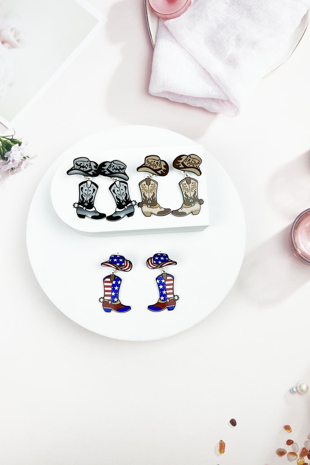 COWBOY HAT AND BOOTS PRINT POST EARRING