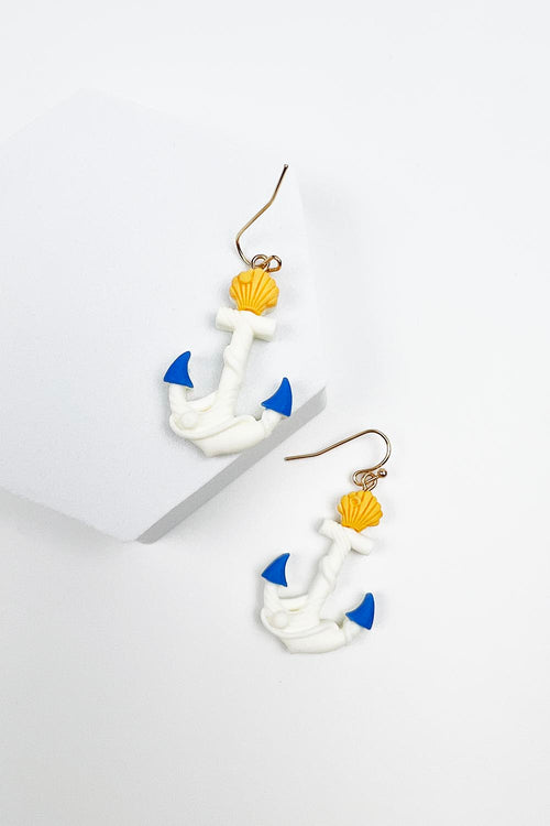 ANCHOR WITH SHELL CLAY HOOK EARRING