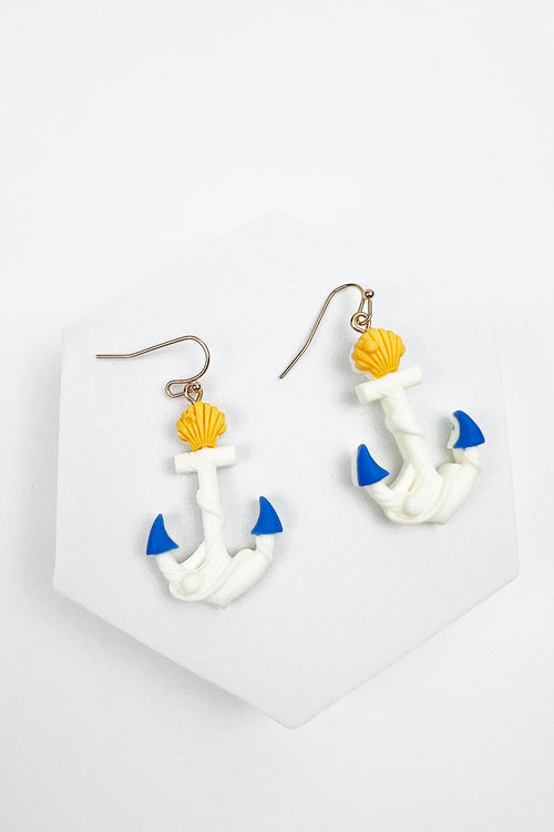 ANCHOR WITH SHELL CLAY HOOK EARRING
