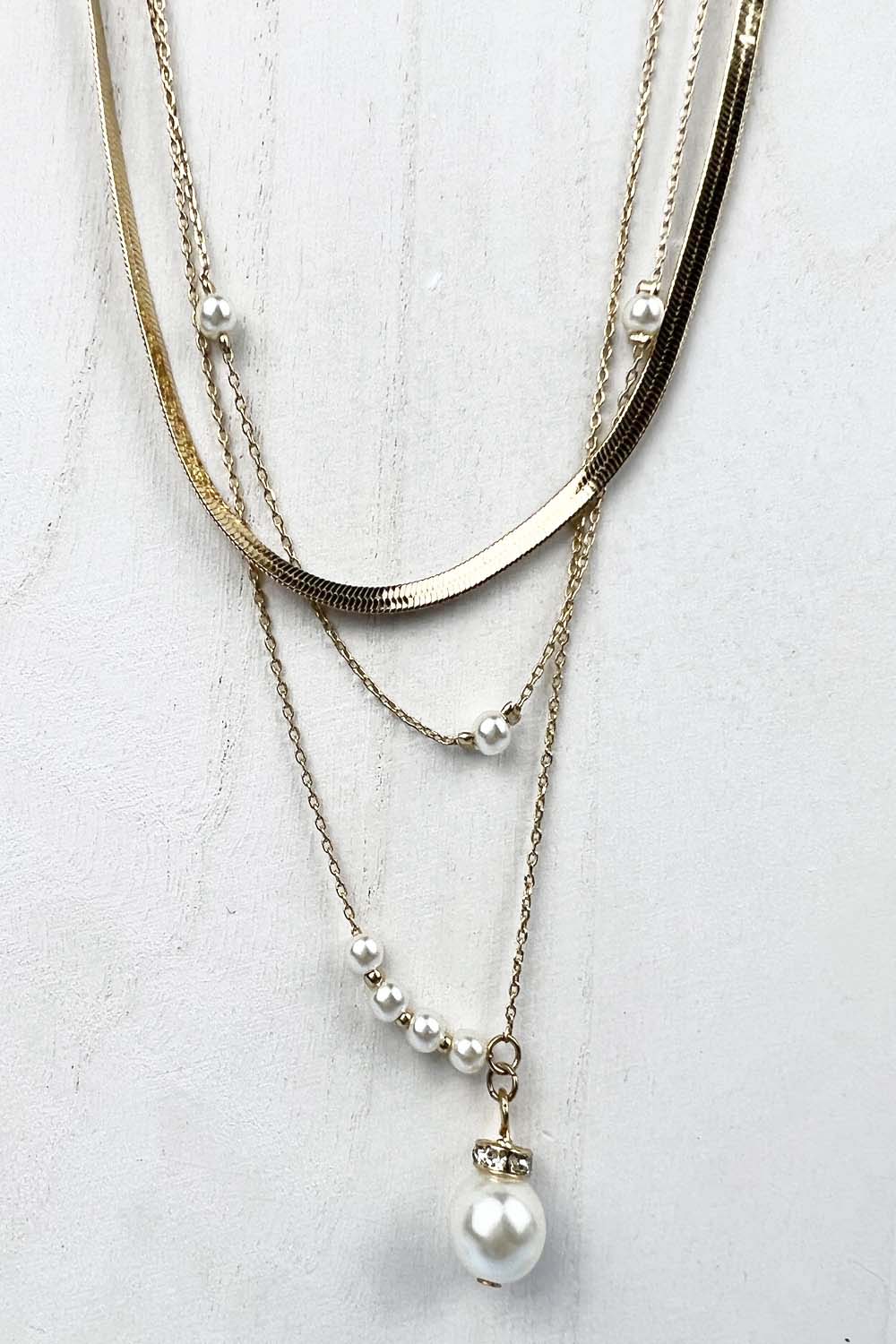 SNAKE CHAIN LAYERED PEARL NECKLACE AND EARRING SET